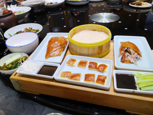 开一家烤鸭店要多少钱？开烤鸭店的投资成本分析